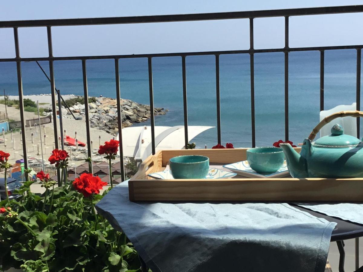 Tramonto Sul Mare - Sea Suite Savona Eksteriør billede