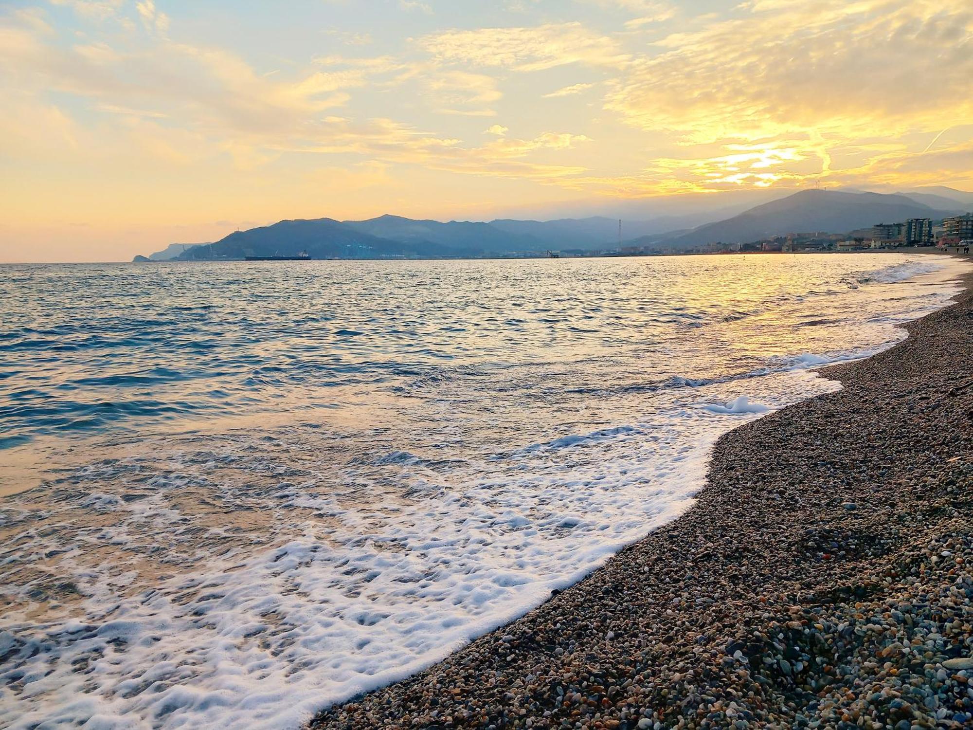 Tramonto Sul Mare - Sea Suite Savona Eksteriør billede